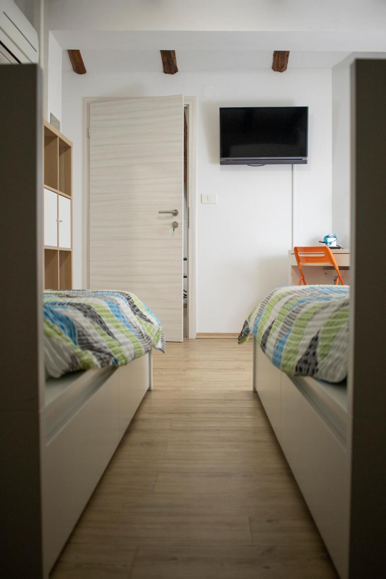 Borea Rooms - Sobe Budanje Vipava Luaran gambar